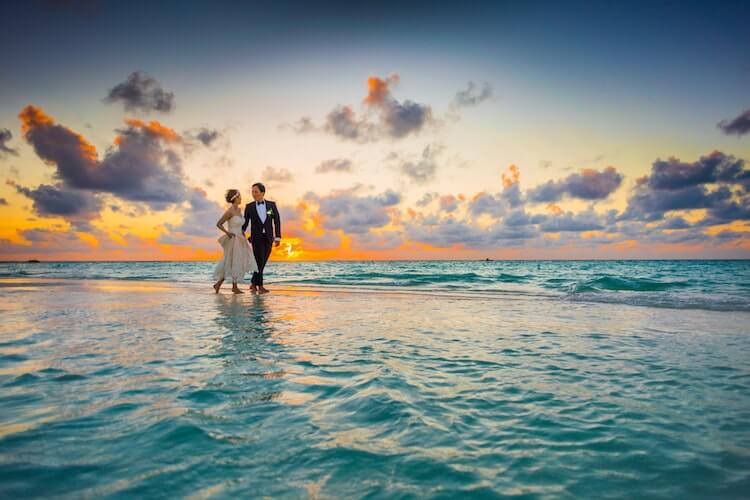 สถานที่ทั่วโลกเหมาะสำหรับงานแต่งงานริมชายหาดของคุณ